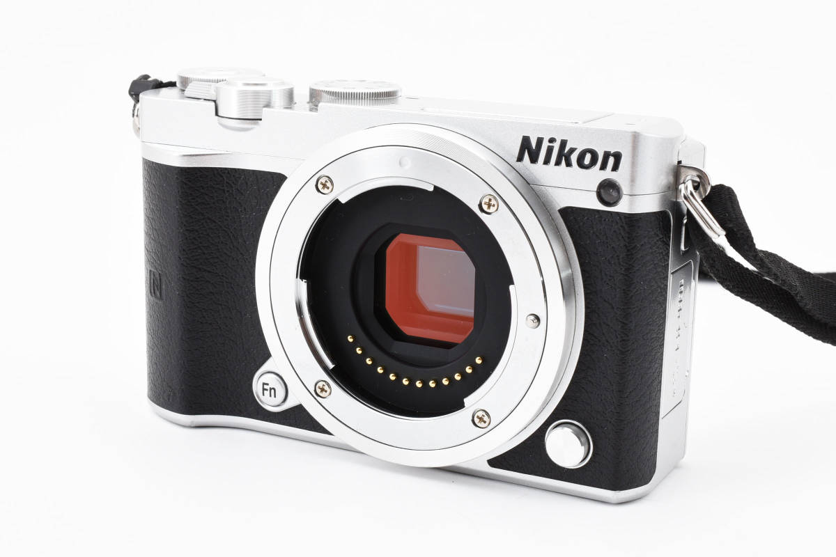 *訳あり* ニコン Nikon1 J5 ミラーレス デジタルカメラ シルバー ボディのみ [現状品] #2049060_画像2