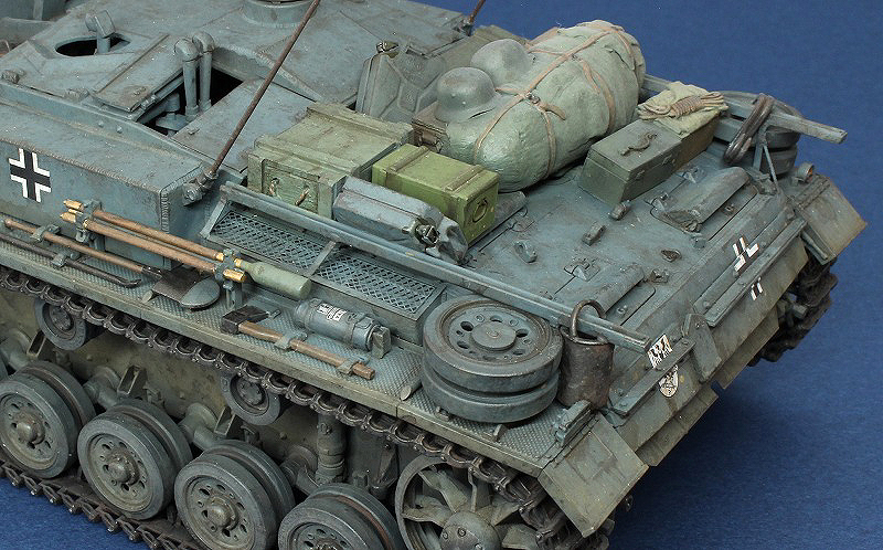 ■完成品■ ドラゴン 1/35 Ⅲ号突撃砲 Ｆ型 長砲身７５mm砲搭載_画像8