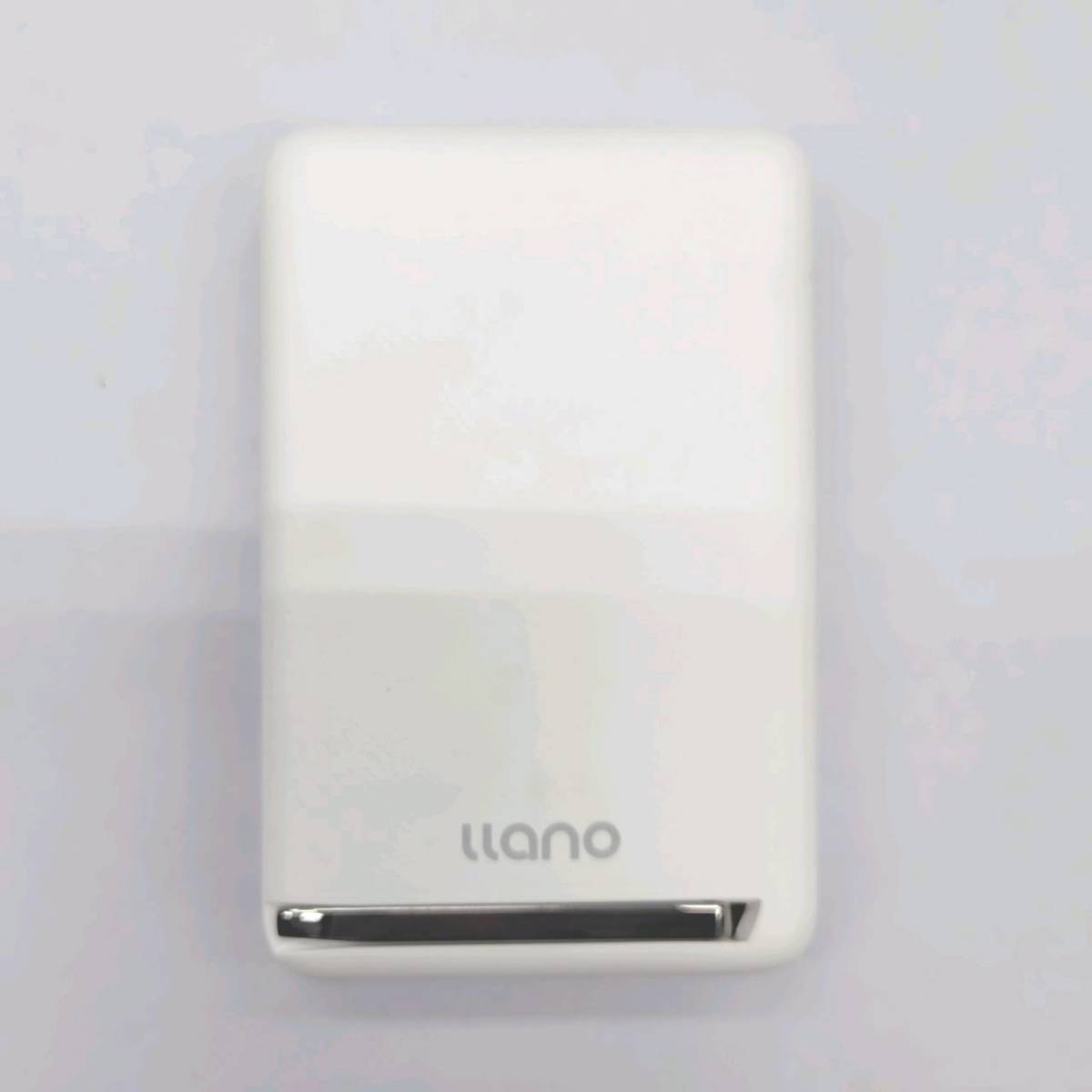 ★【在庫処分価格】llano モバイルバッテリー10000mAh USB-Cケーブル付 ホワイト　PBL3　マグネット式☆T01-067a_画像3