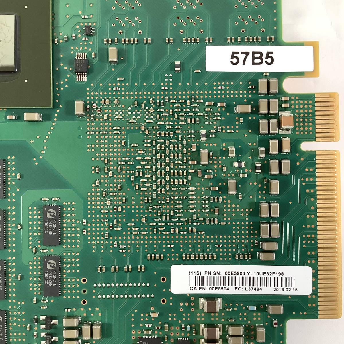 K6012365 IBM 57B5 SAS 3port Adapter カード 1点【現状お渡し品】_画像4