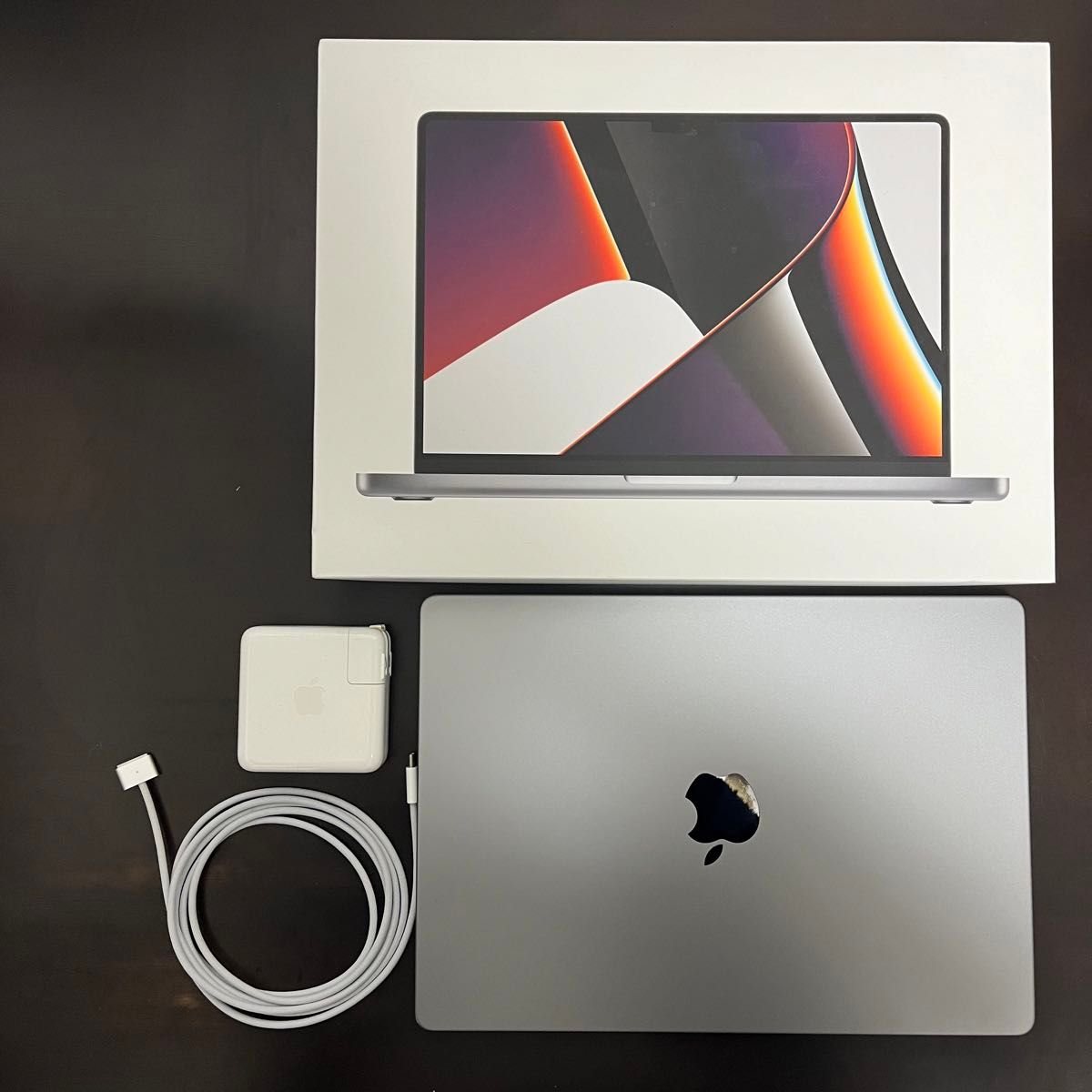 M1 MacBook Pro 14インチ 16gb 512gb グレー US配列|MacBook本体 M1 MacBook Pro 14インチ 16gb 512gb グレー US配列|MacBook本体