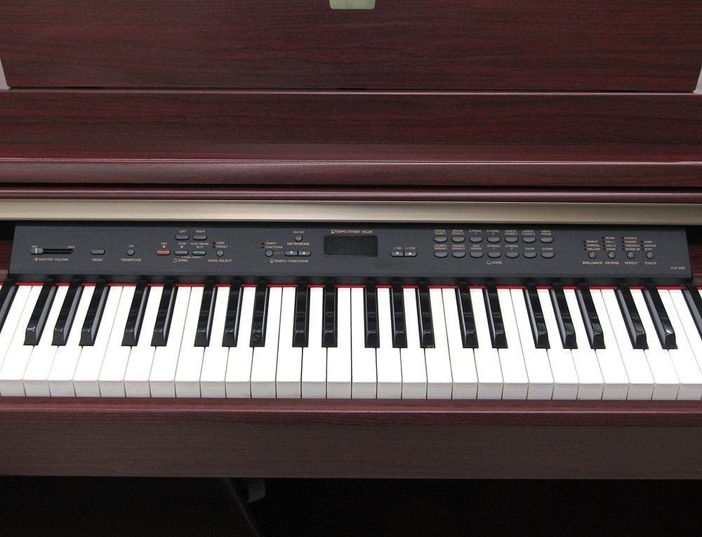 ●札幌市及び近郊地域限定商品 YAMAHA ヤマハ 電子ピアノ Clavinova クラビノーバ CLP-230M 88鍵 2007年製 中古品 動作確認済み イス付き_画像6