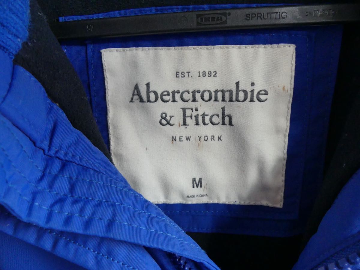 【最終価格】お得　お買い得　Abercrombie & Fitch アバクロ  アウター　冬物　来月から値下げ予定