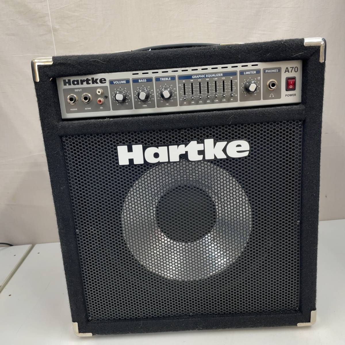 14660/Hartke A70 70 WATT BASS AMPLIFIER ハートキー ベースアンプ_画像1