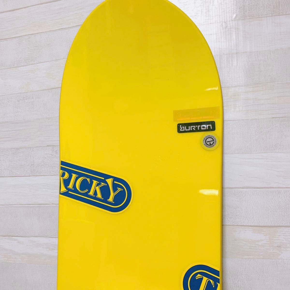 BURTON スノーボード feather 145cm ビンディング付 2点セット BURTON スノーボード feather 145cm ビンディング付 2点セット