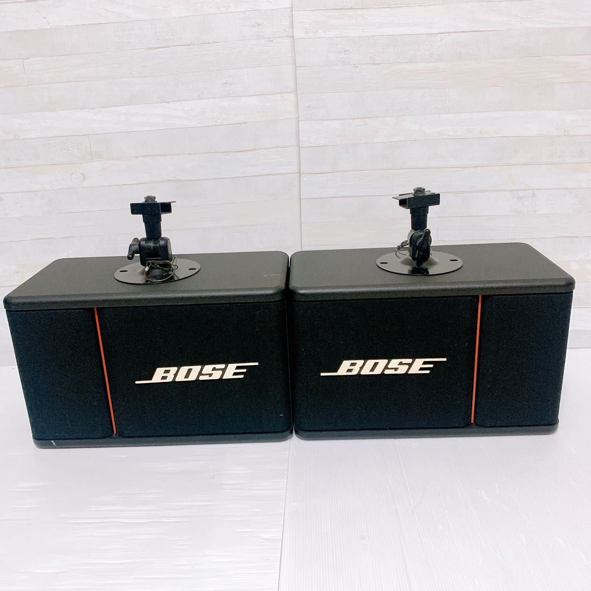 BOSE 301-AV Monitor スピーカー ペア ブラケット付 ボーズ BOSE 301-AV Monitor スピーカー ペア ブラケット付 ボーズ