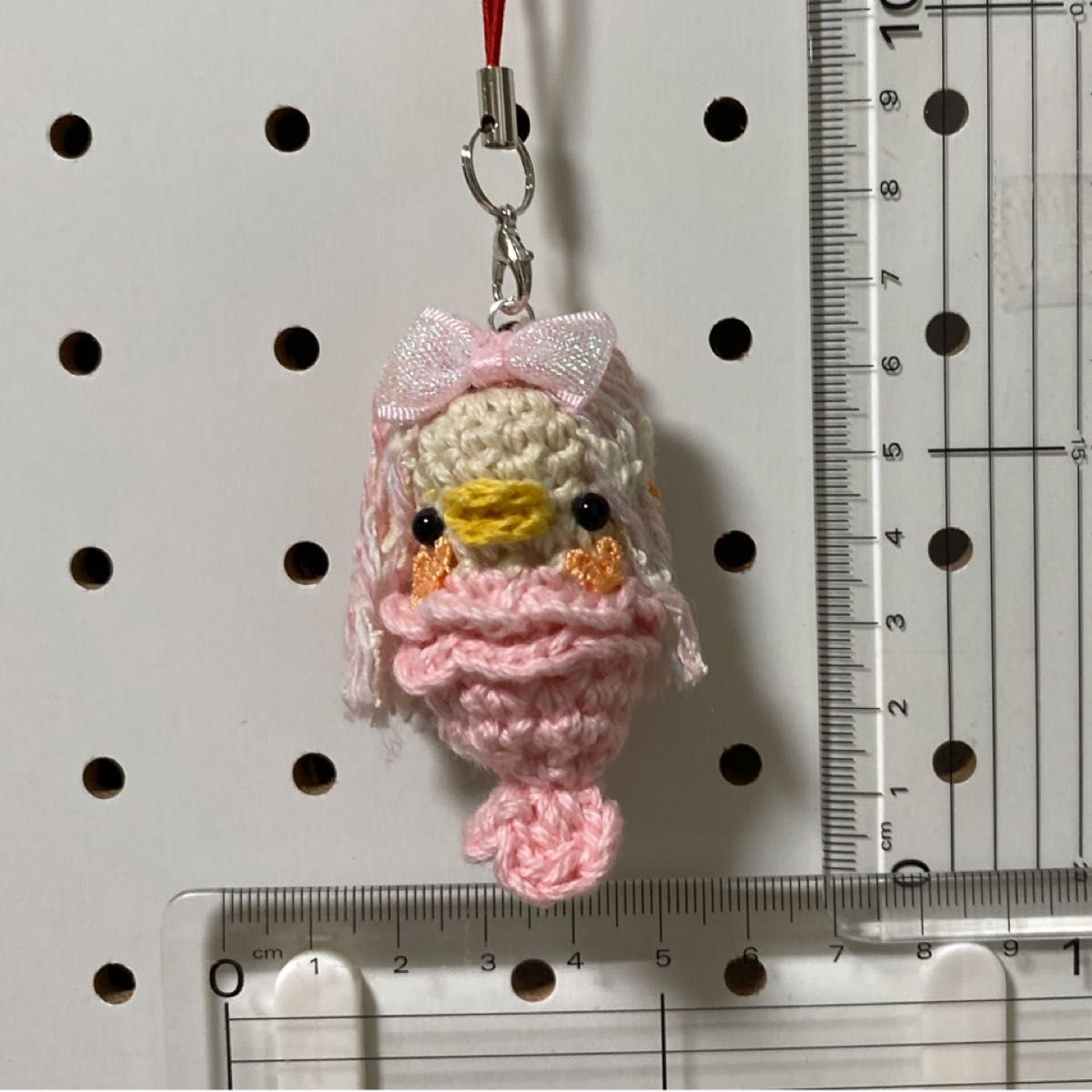 あまびえちゃん(ピンク系)の編みぐるみストラップ　 ハンドメイド