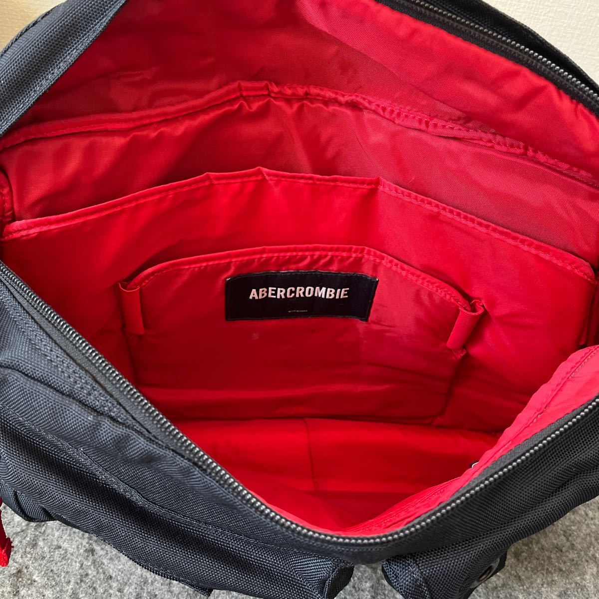アバクロ ショルダーバッグ メンズ 正規品 カバン 鞄 かばん アバクロ ショルダーバッグ メンズ 正規品 カバン 鞄 かばん