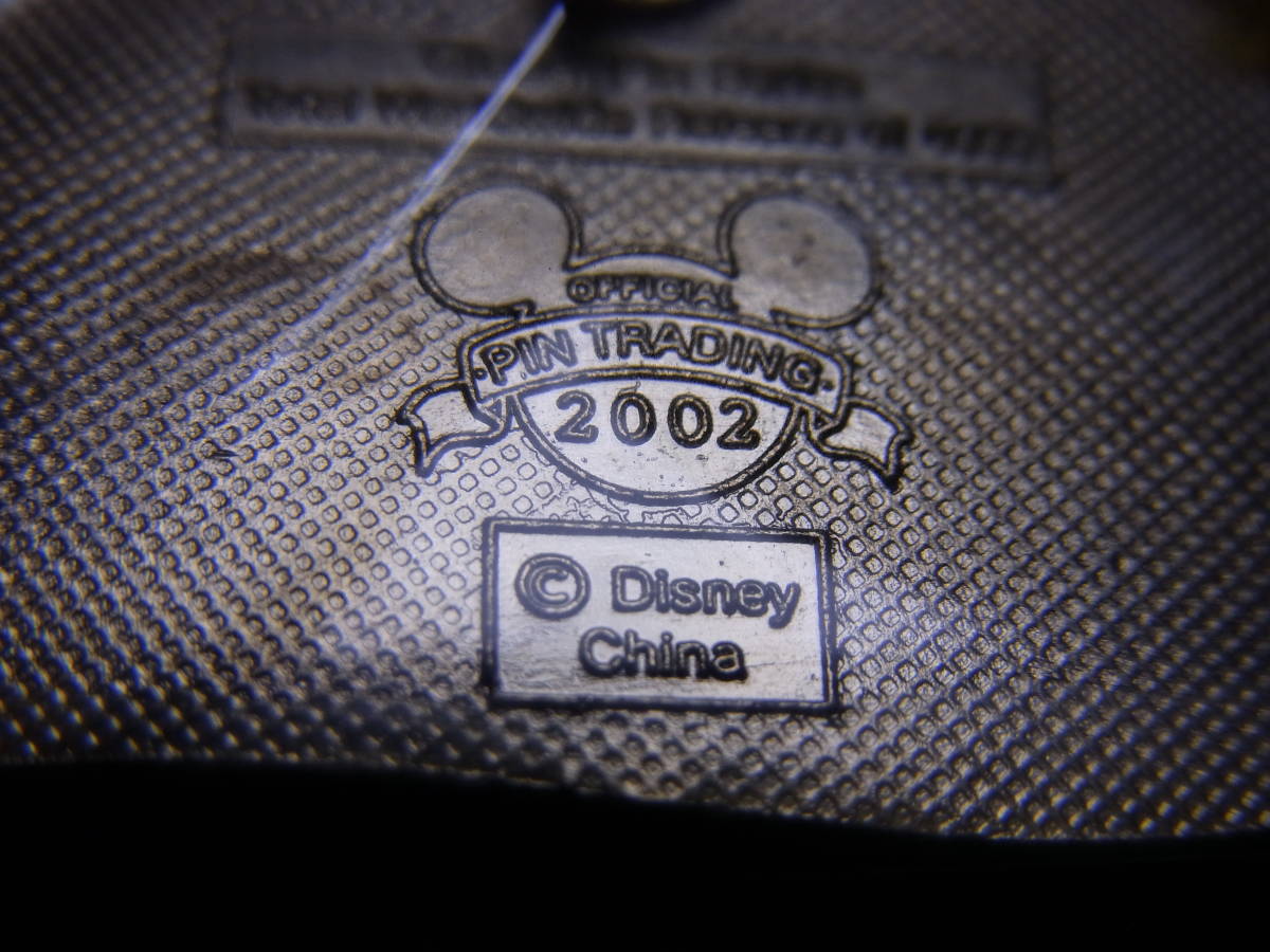 海外ディズニー 限定 5000個 ミニー graduation 2002 global pin series ピンバッジ disney_画像4