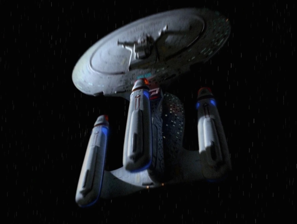 ... звезда   *  ...USS...NCC-1701-D ... красный  *   Note   *   тип  DREADNOUGHT TYPE оригинал  бумага   ремесло   *   товар новый не вскрытый 