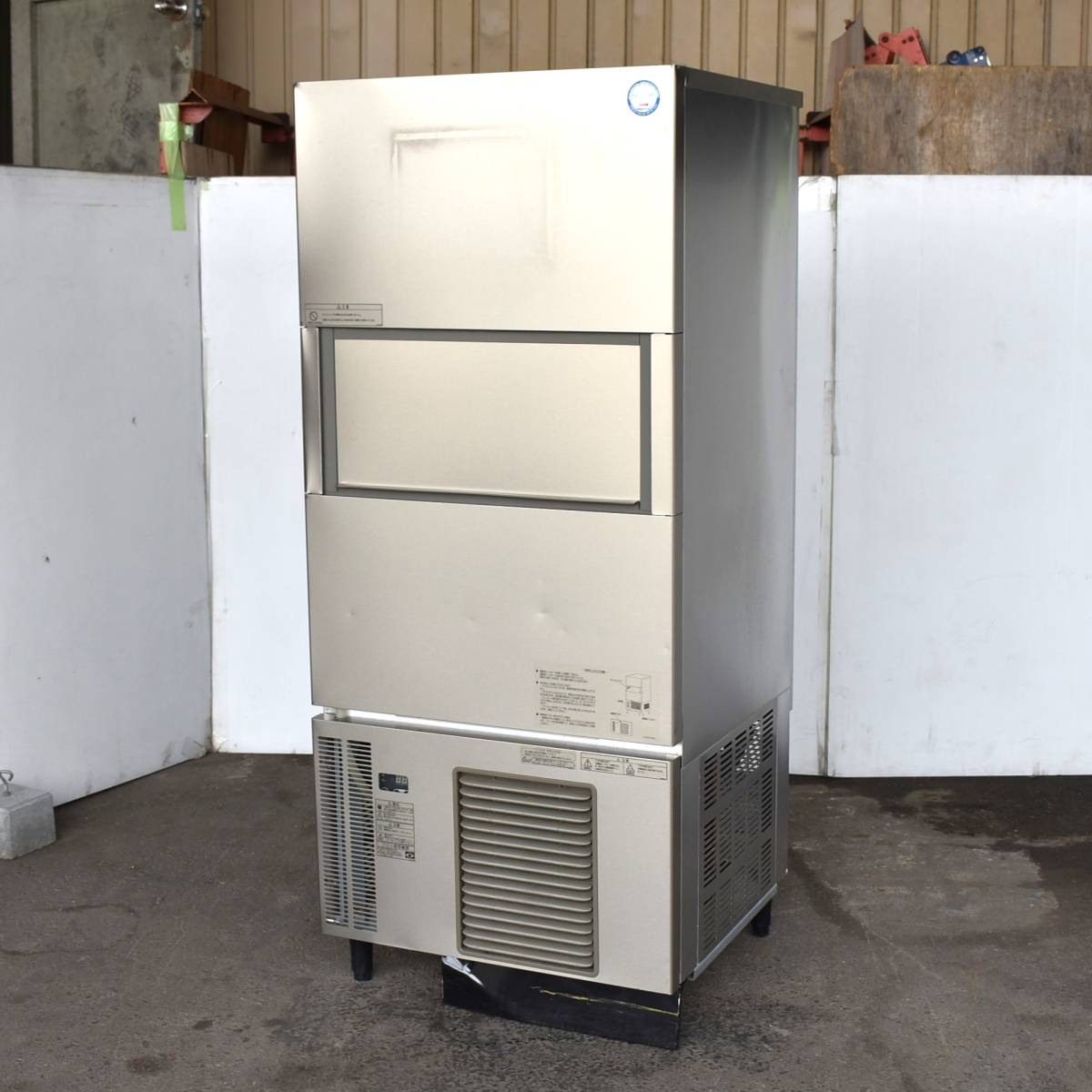 福島工業 業務用製氷機 FIC-A240KV1S 三相200V 大型 製氷240kg キューブアイス 幅70cm 通電OK 現状品『仙台市 引取推奨』y120ジ 0704-11+