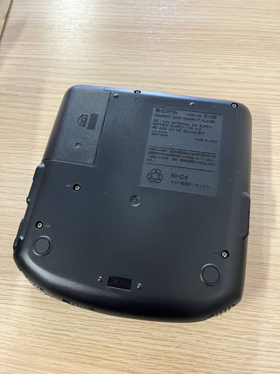 動作確認済み SONY Discman D-135 ポータブル CD プレーヤー ウォークマン ソニー_画像3