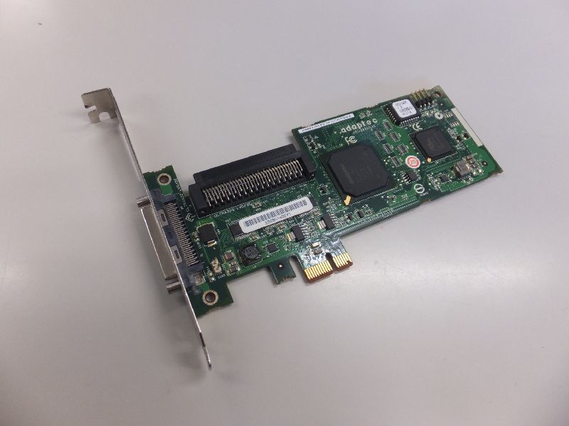 Adaptec ASC-29320LPE RoHS PCIe U320 SCSI HBA 動作画面有