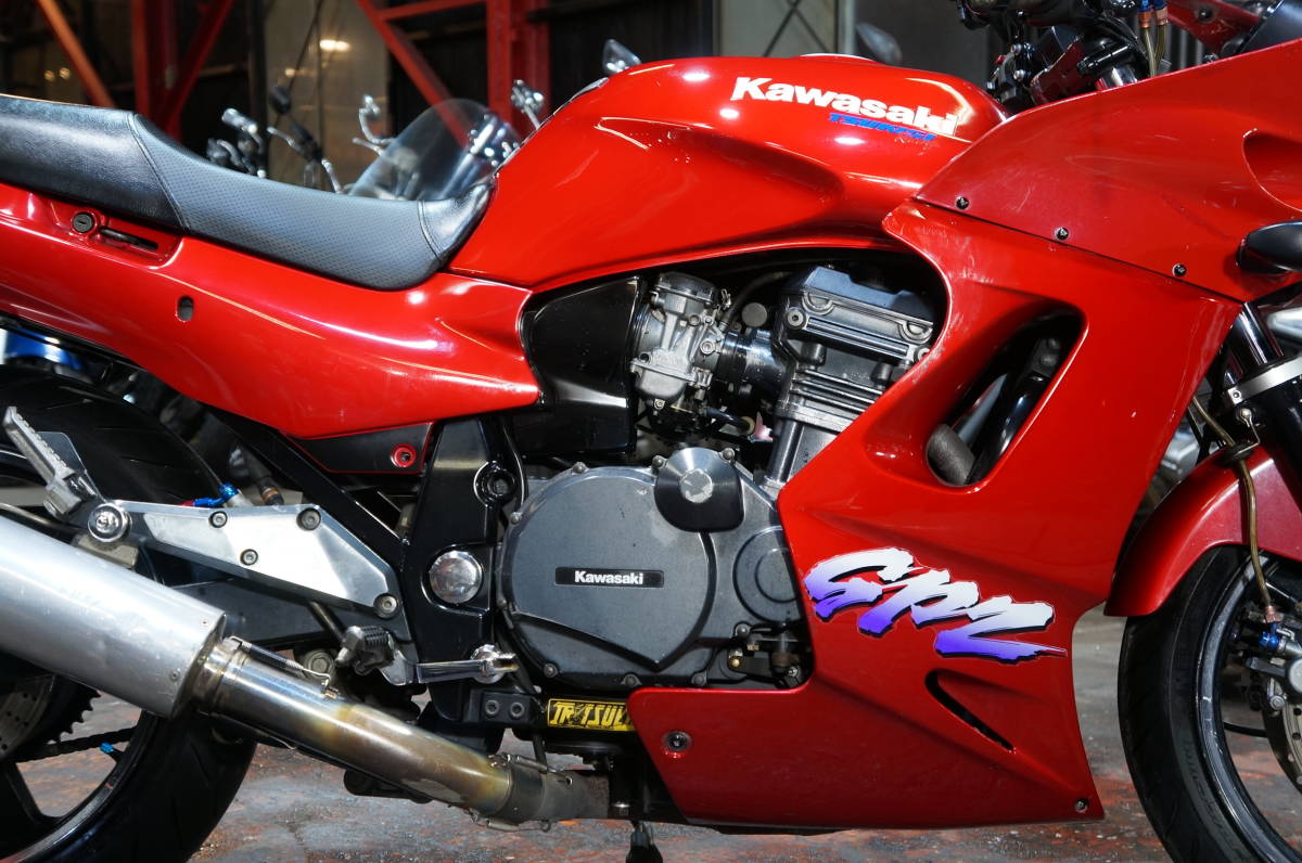 ◆◇配送のみ!! GPZ 1100-2 ZXT10E タイヤ前後山あり!! 外装状態良く走りも快調!! ZZR、ZRX等!! 埼玉～関東近県即日自社配送可!!_画像8