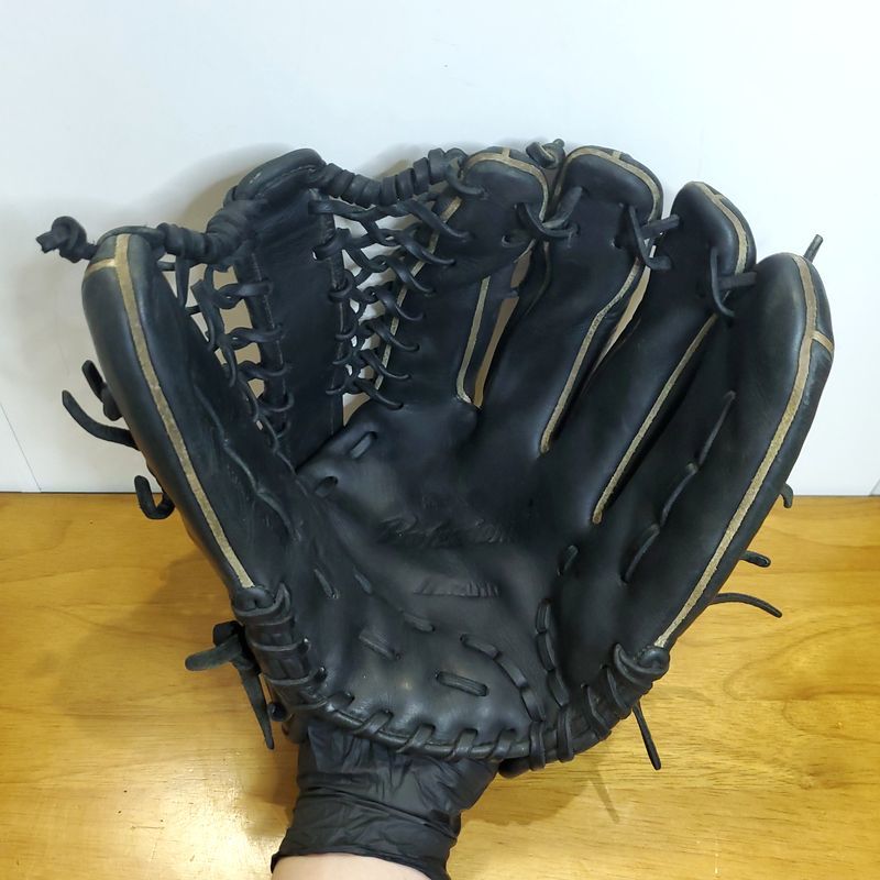 ミズノ イチローモデル プラチナラベル Mizuno 一般大人サイズ 13 外野用 軟式グローブ_画像2