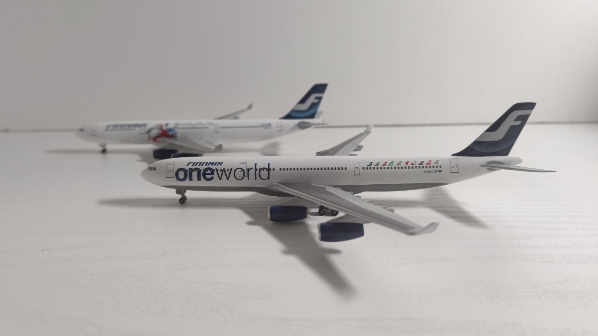 1/400 DRAGON WINGS FINNAIR AIRBUS A340-300 oneworld / A340-300 旅客機 2機セット_画像2