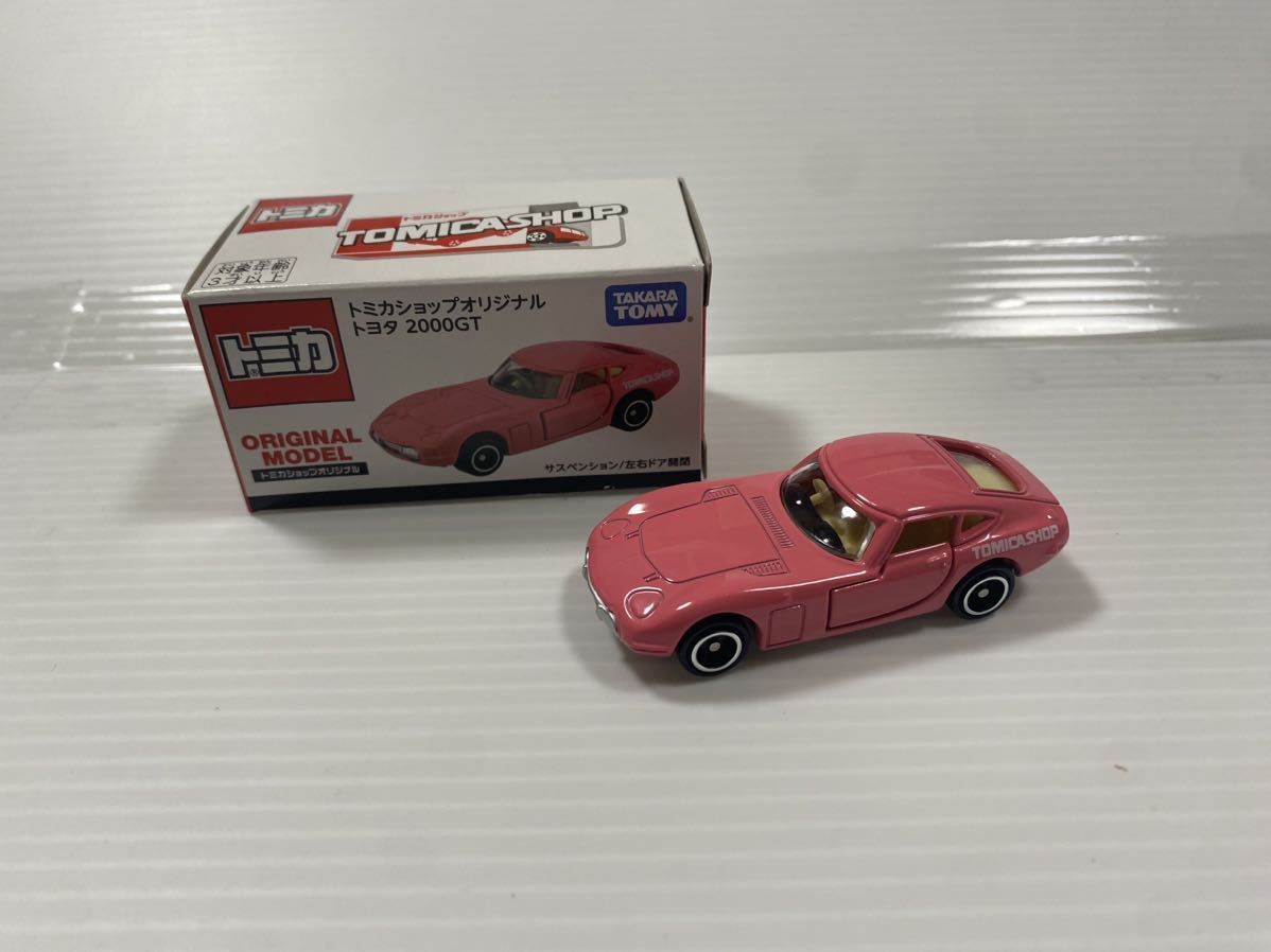 トミカショップオリジナル トミカ　グッズ　ミニカー　トヨタ　2000GT ピンク_画像1