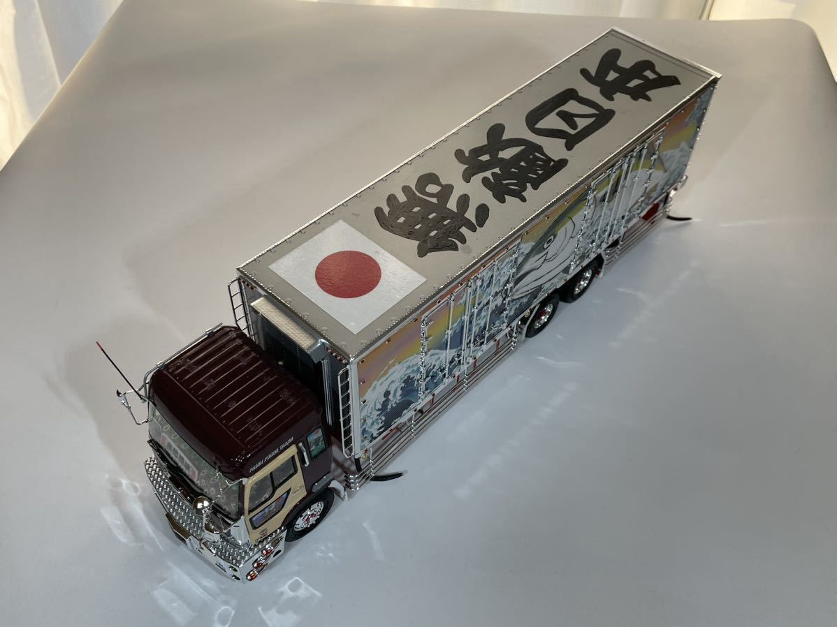 1/32 プロフィア 冷凍車 デコトラ 完成品 の商品詳細 1/32 プロフィア 冷凍車 デコトラ 完成品 の商品詳細