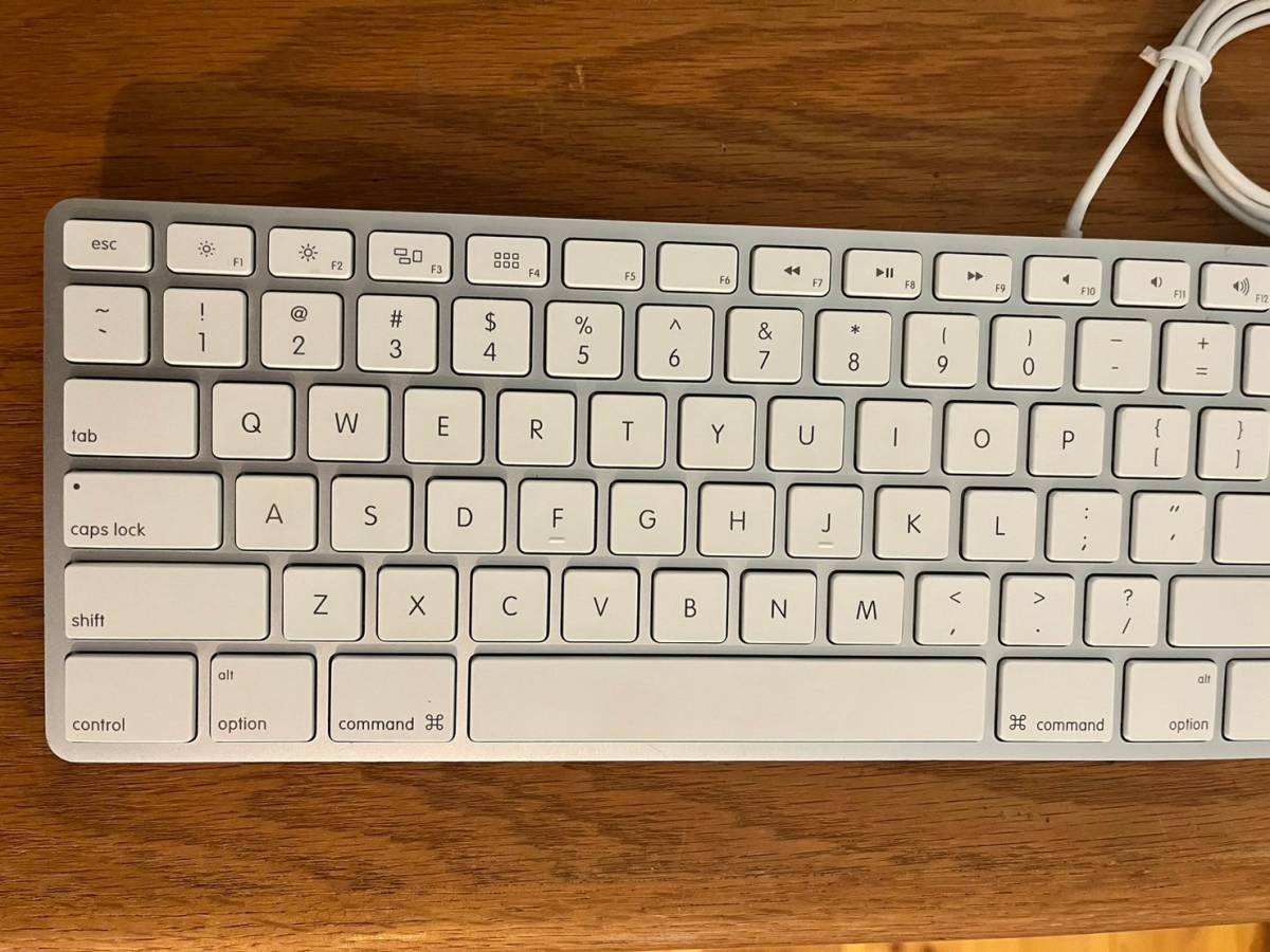 Apple純正 Magic Keyboard - US配列 - 家具 Apple純正 Magic Keyboard - US配列 - 家具