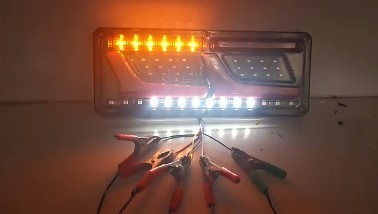 12V 2連 LED トラック テールランプ 流れるウインカー シーケンシャルセット ウィンカー L 日野 日産 エルフ いすゞ デュトロ ライト★_画像4