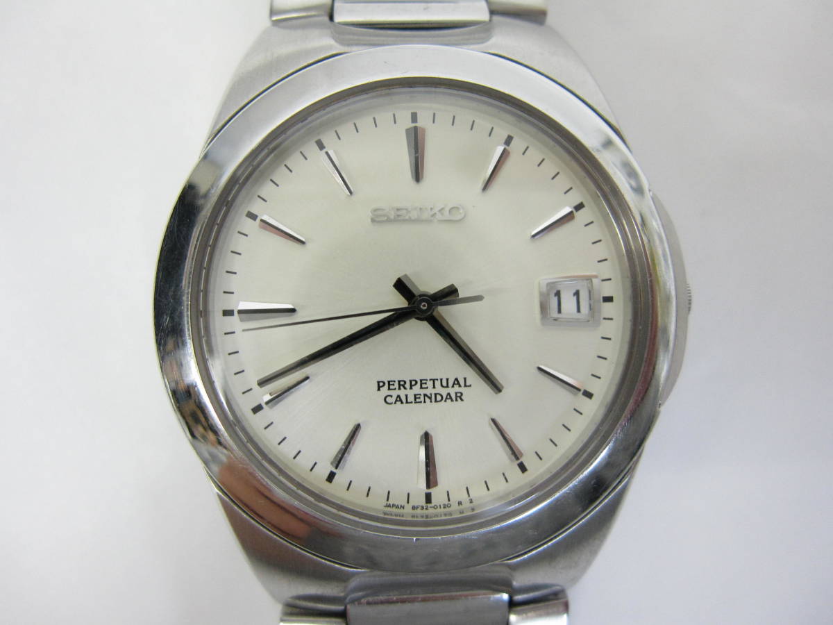 【YT-TC21-10】SEIKO/セイコー 白文字盤 8F32-0130 PERPETUAL CALENDAR、パーペチュアルカレンダー 3針デイトQZ 稼働品_画像2