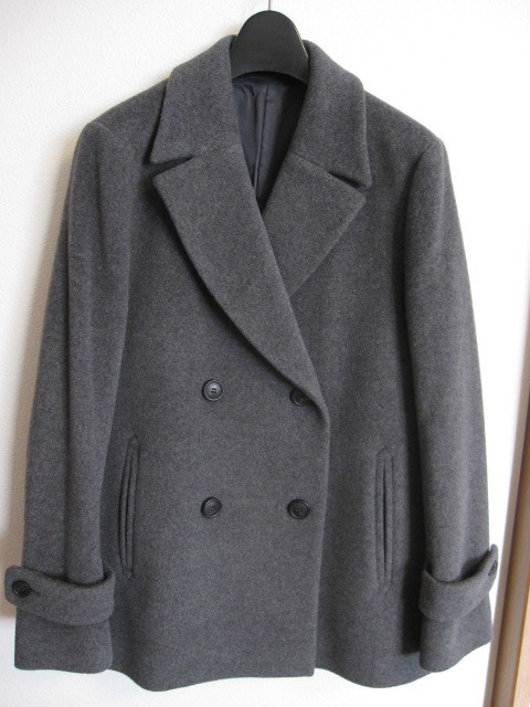 自由区 上質素材 Ｐコート ウールジャケット グレー ３８ 超美品♪_画像2