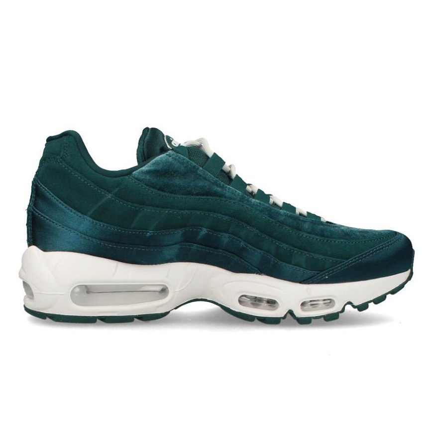 ナイキ エア マックス 95 定価18700円 28cm US11 グリーン WMNS AIR MAX 95 ベルベット サテン スニーカー_画像3