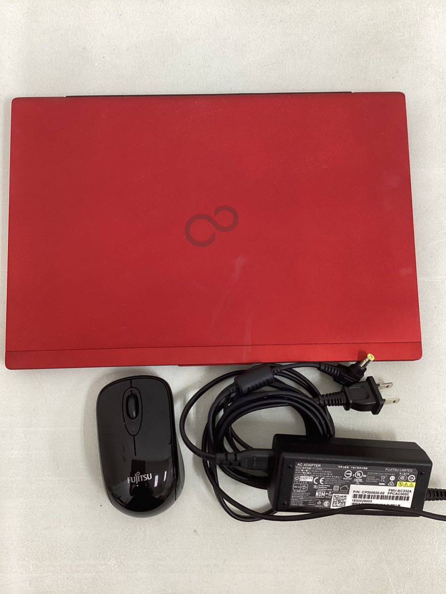 FUJITSU　富士通　LIFEBOOK　UH75/D2FMVU75D2R　ノートパソコン　軽くて薄い　通電OK　初期化済　マウス付き　レッド　＃16027_画像4