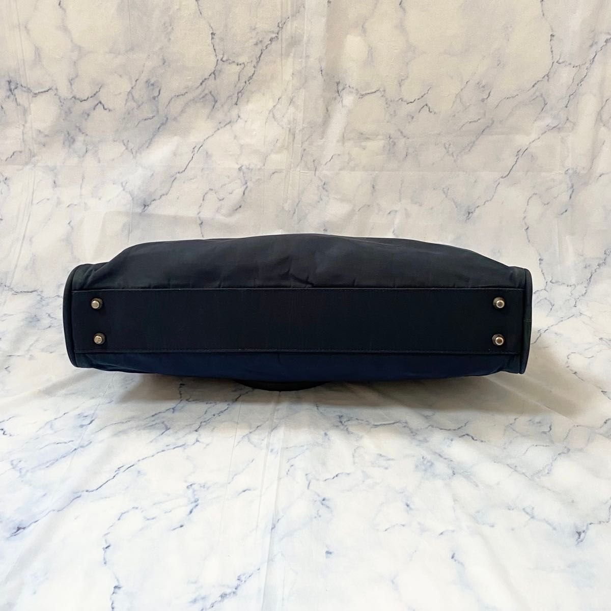 良品 PRADA プラダ・トートバッグ肩掛け 三角ロゴ テスート 良品 PRADA プラダ・トートバッグ肩掛け 三角ロゴ テスート