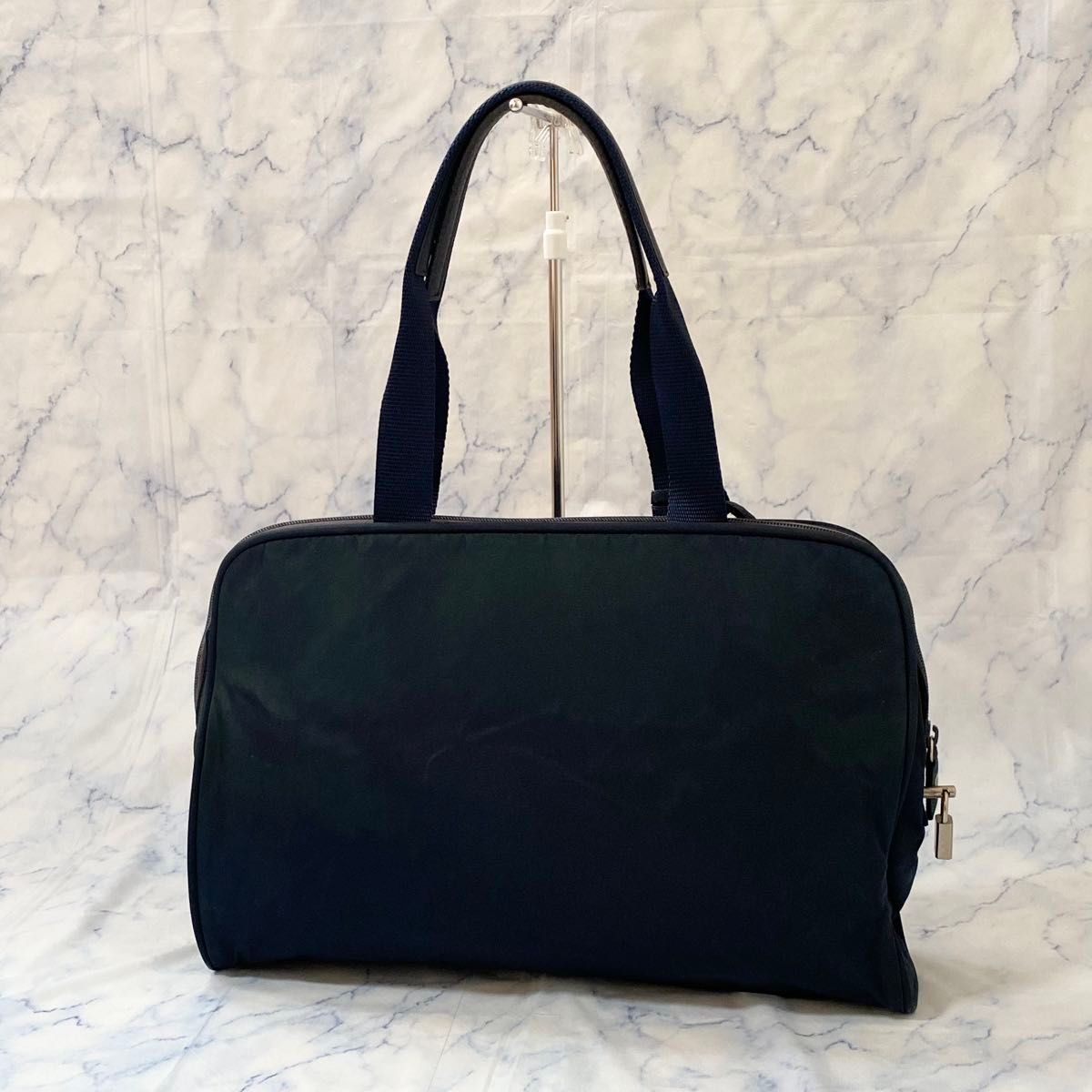 良品 PRADA プラダ・トートバッグ肩掛け 三角ロゴ テスート 良品 PRADA プラダ・トートバッグ肩掛け 三角ロゴ テスート