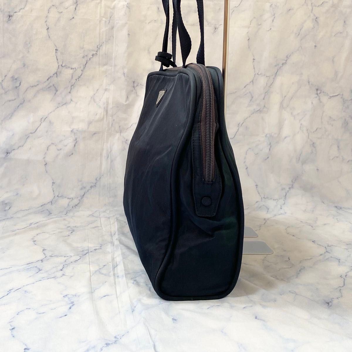 良品 PRADA プラダ・トートバッグ肩掛け 三角ロゴ テスート 良品 PRADA プラダ・トートバッグ肩掛け 三角ロゴ テスート