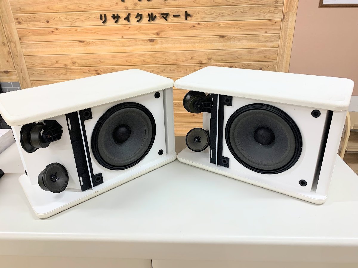 ■注意！BOSE ボーズ 301-AV MONITOR スピーカー 白 左2個セット 中古 現状お渡し_画像1