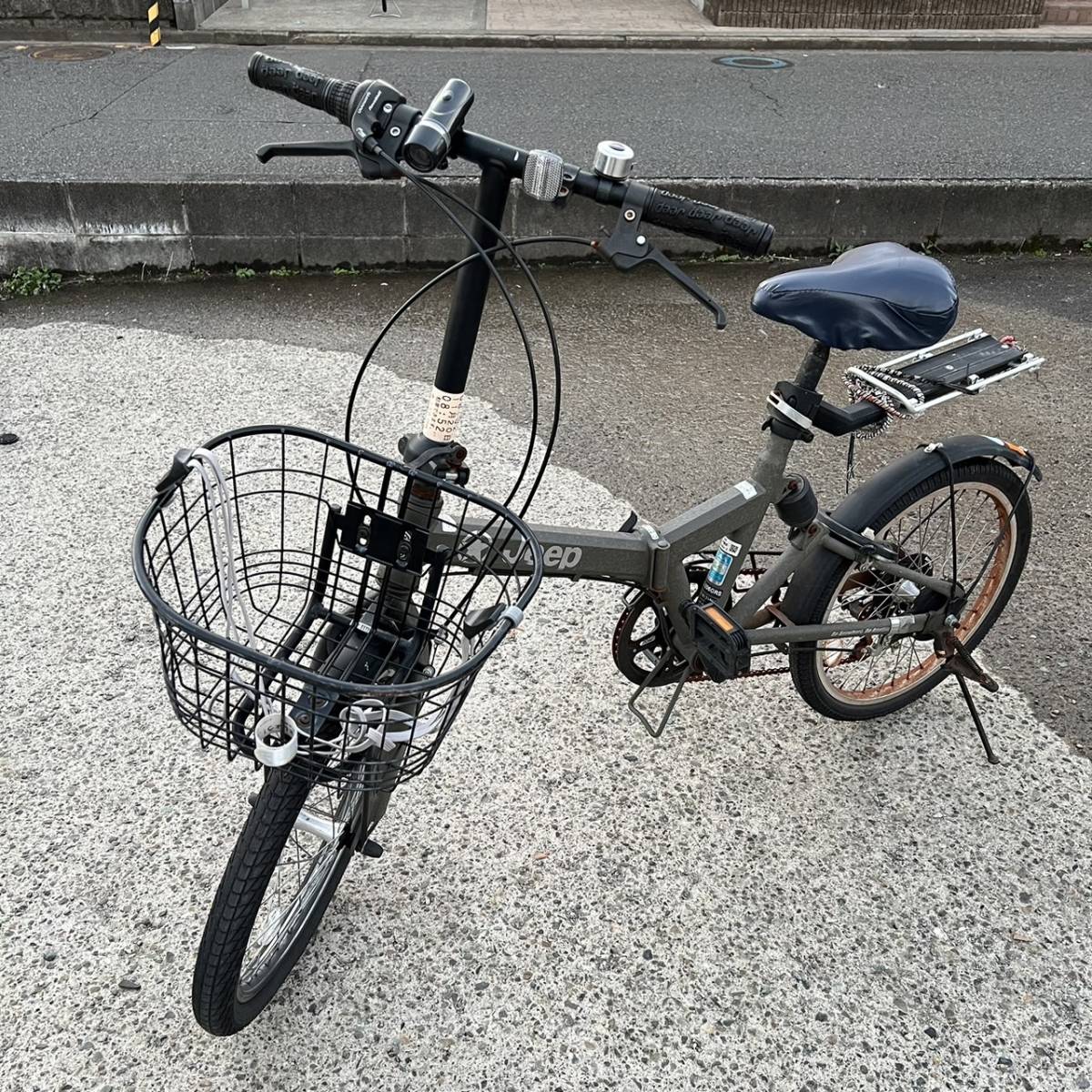 A097 【神奈川県厚木市・現状品】ジープjeep　折りたたみ自転車　20インチ_画像1