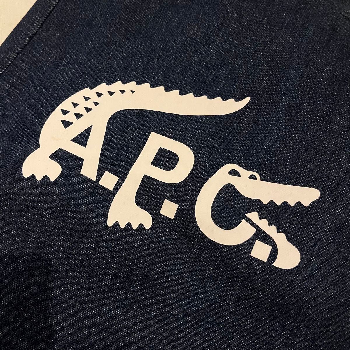 A.P.C×LACOSTE コラボデニムトートバッグ A4ドキュメント収納可能 15インチ以下PC収納可