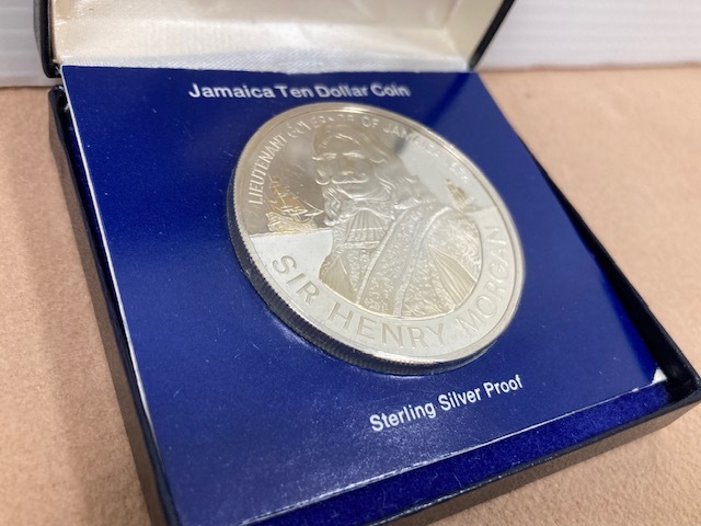 3738* 1974年 JAMAICA ジャマイカ 10ドル ヘンリーモーガン プルーフ 銀貨 フランクリンミント ケース付 未使用品_画像4