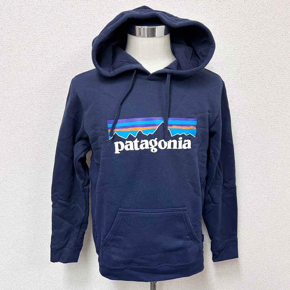 新品 PATAGONIA パタゴニア P-6 ロゴ アップライザル フーディー ネイビー Mサイズ