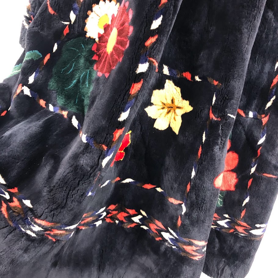 【ITJZSAMXV0YW】Zuki 毛皮 シェアード ロングコート アウター カナダ製 ネーム刺繍入 ブラック サイズ 10_画像6