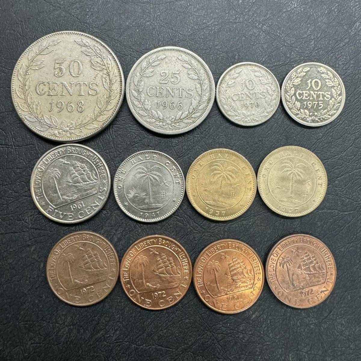 リベリア　12枚まとめて　外国コイン_画像1