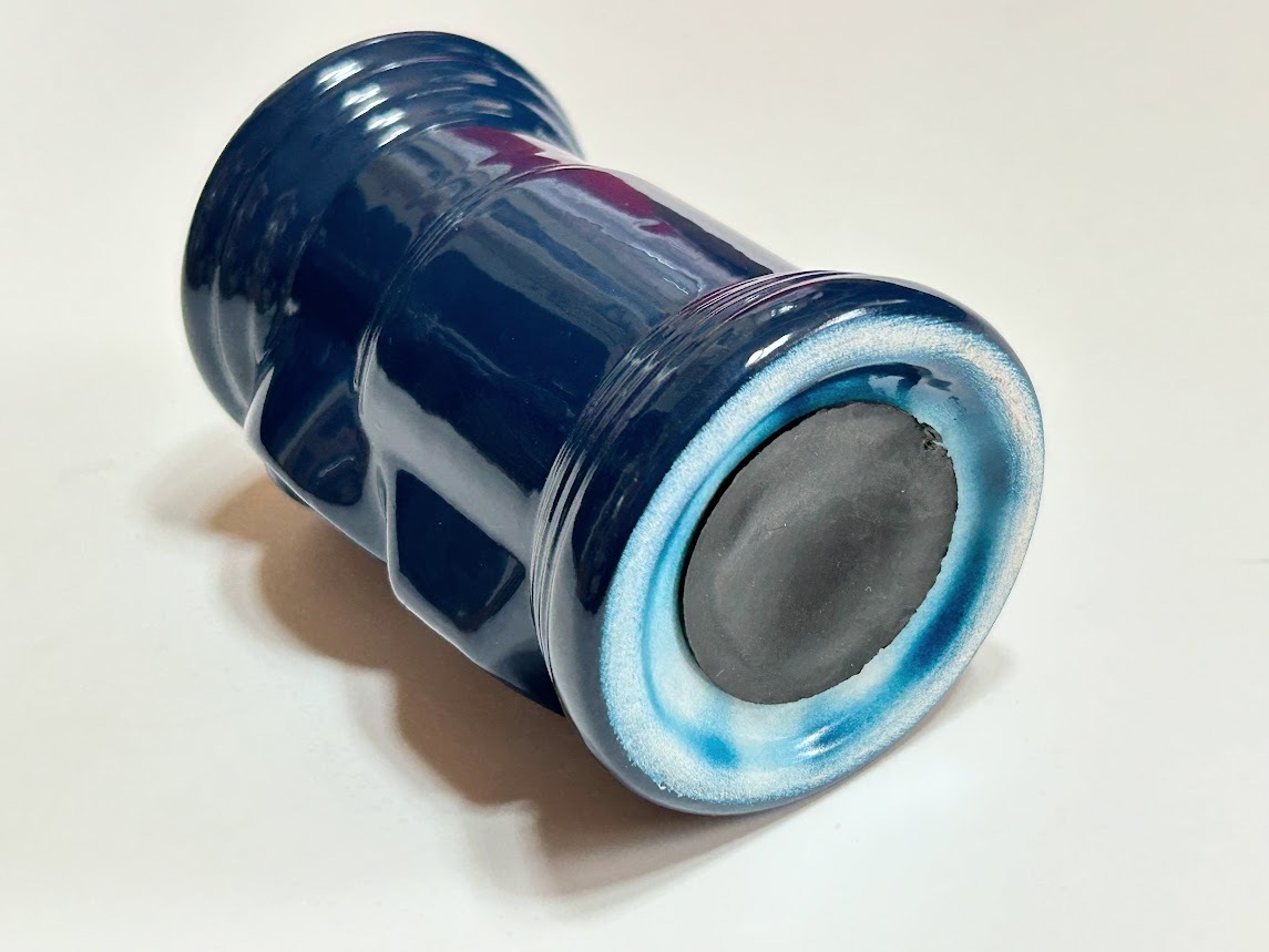 陶器製 郵便ポスト型 貯金箱 ネイビー（紺）色 高さ12cmの画像2
