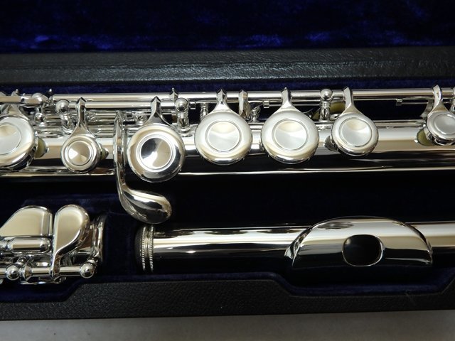 極美品 三響 SANKYO FLUTE SILVER SONIC シルバーソニック 管体銀製 フルート メーカーOH/再メッキ済み_画像3