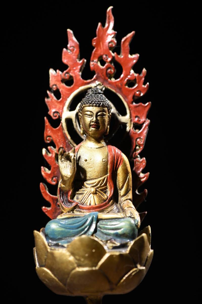 ▽鴻▽ 銅製 彩繪 金鍍 釋迦牟尼像 置物 古賞物 中国古玩 中国古美術_画像2