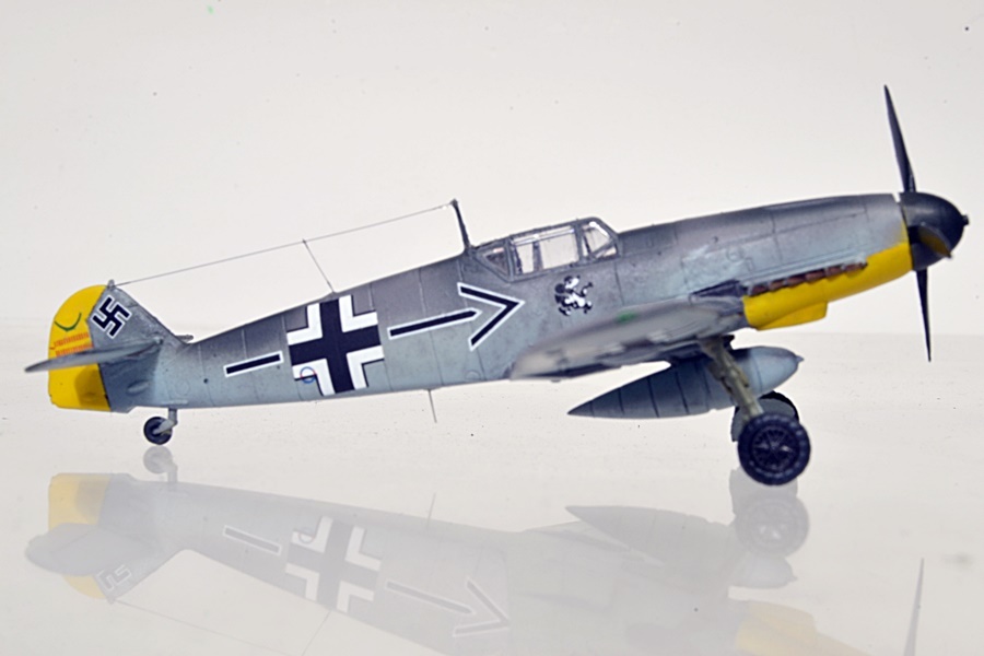 1/144 【完成品】◆ メッサーシュミットBf109F-2　20mm機関砲搭載　ガーランドスペシャル_画像9