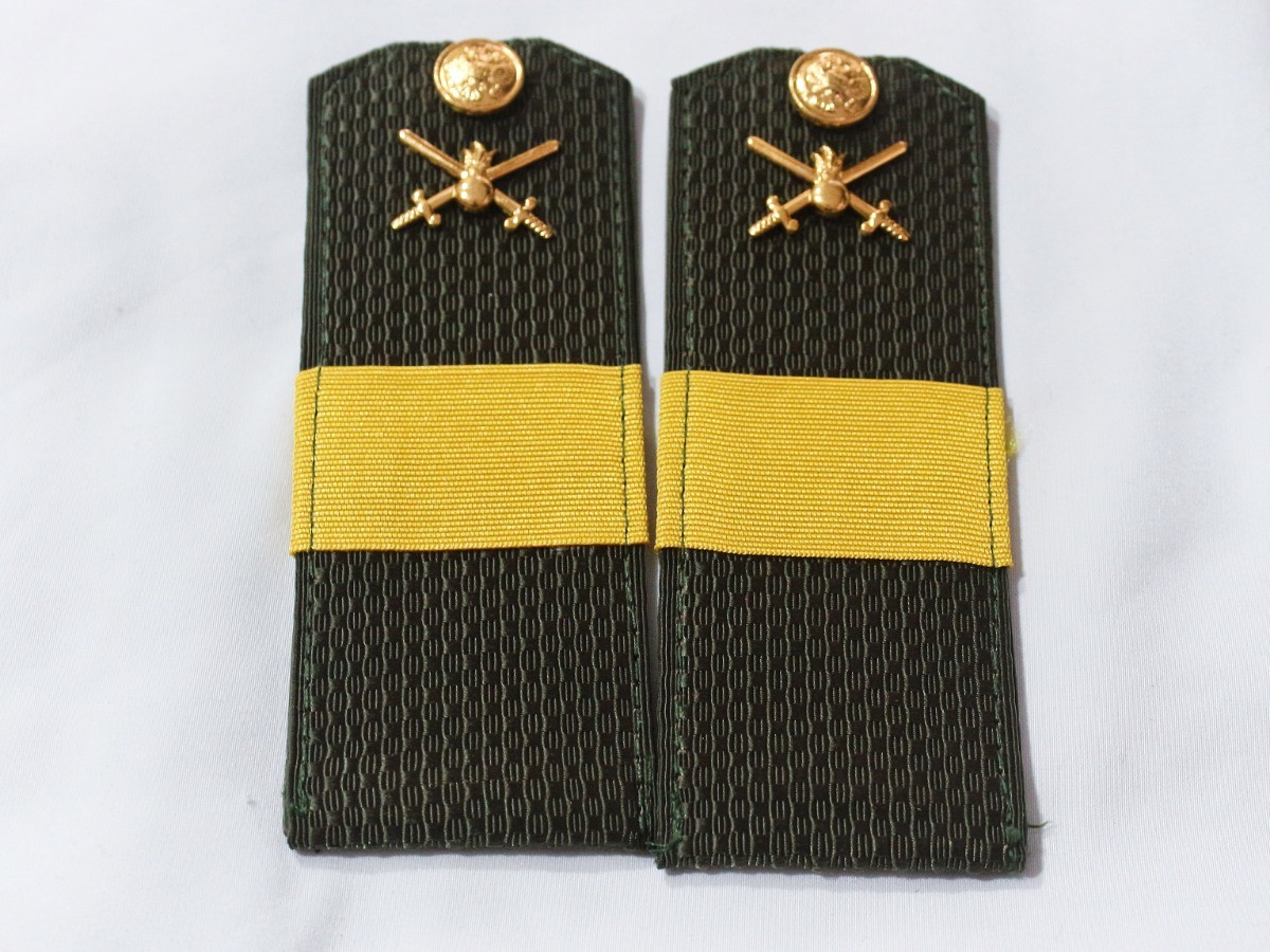 ロシア軍 陸軍 肩章 常勤 上級軍曹 1セット_画像1