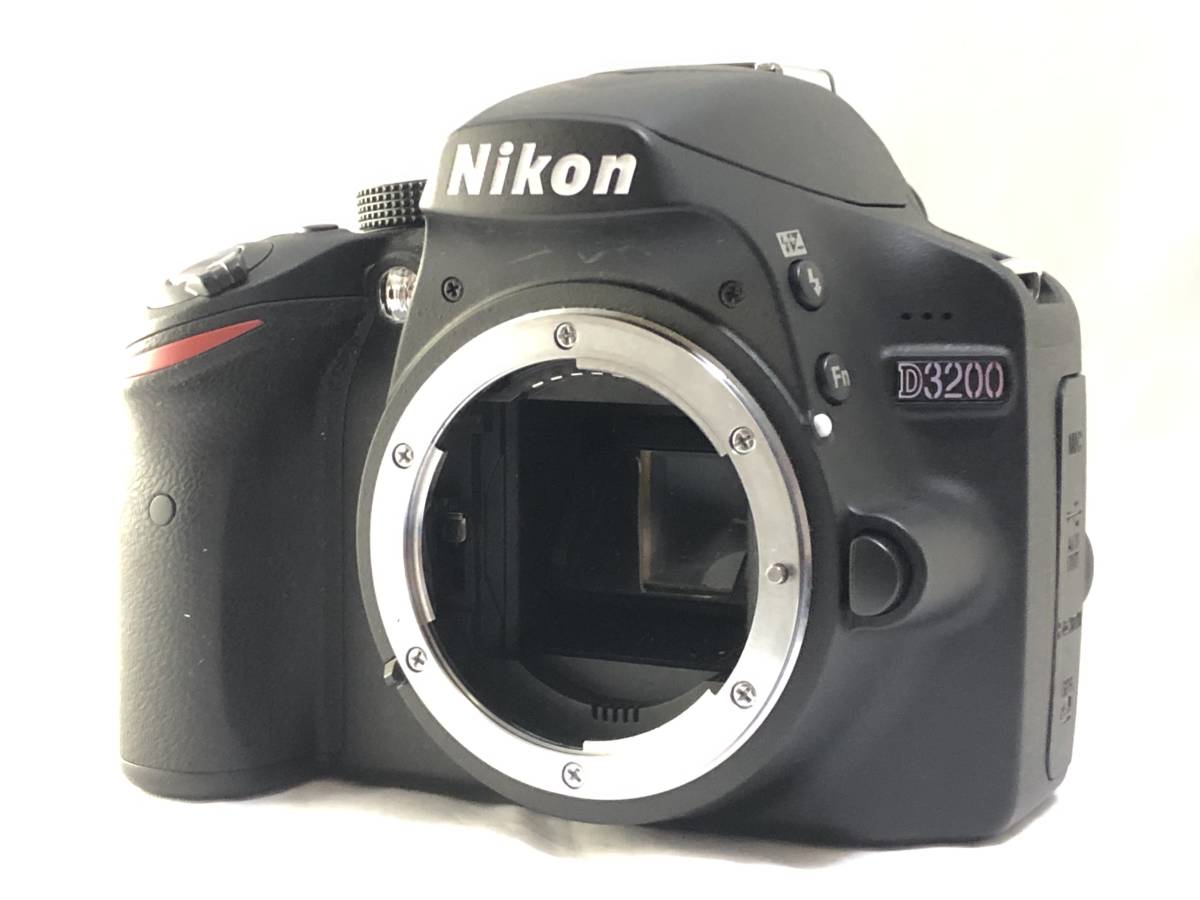 ★極上品★ ニコン Nikon D3200 ボディ #4951
