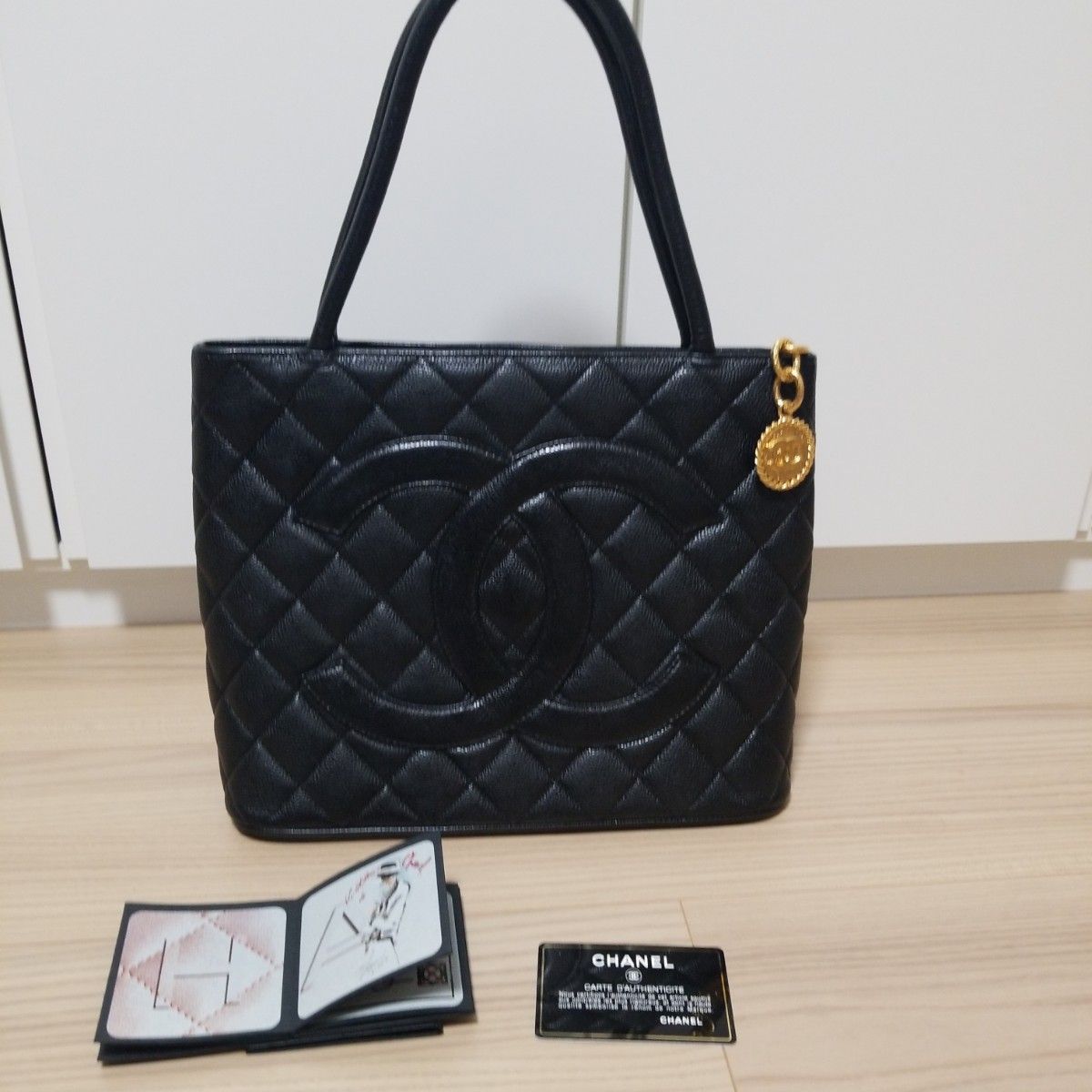 CHANEL シャネル 復刻トート|Yahoo!フリマ(旧PayPayフリマ) CHANEL シャネル 復刻トート|Yahoo!フリマ(旧PayPayフリマ)