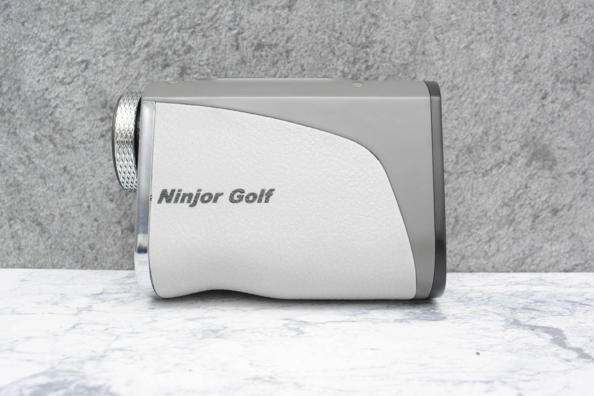 【程度良好 人気モデル】ニンジャーゴルフ NINJOR GOLF NJ007 レーザー測定器 ホワイト レーザー測定器 距離測定器 高低差補正 防水機能_画像3