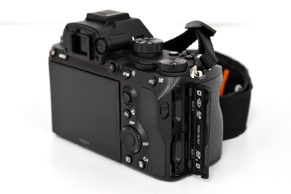 デジタルミラーレス一眼カメラ α7 Ⅲ ILCE-7M3 SONY レンズ交換式 ソニーEマウント 35mmフルサイズ ExmorR CMOSセンサー → 2401LR116_画像3