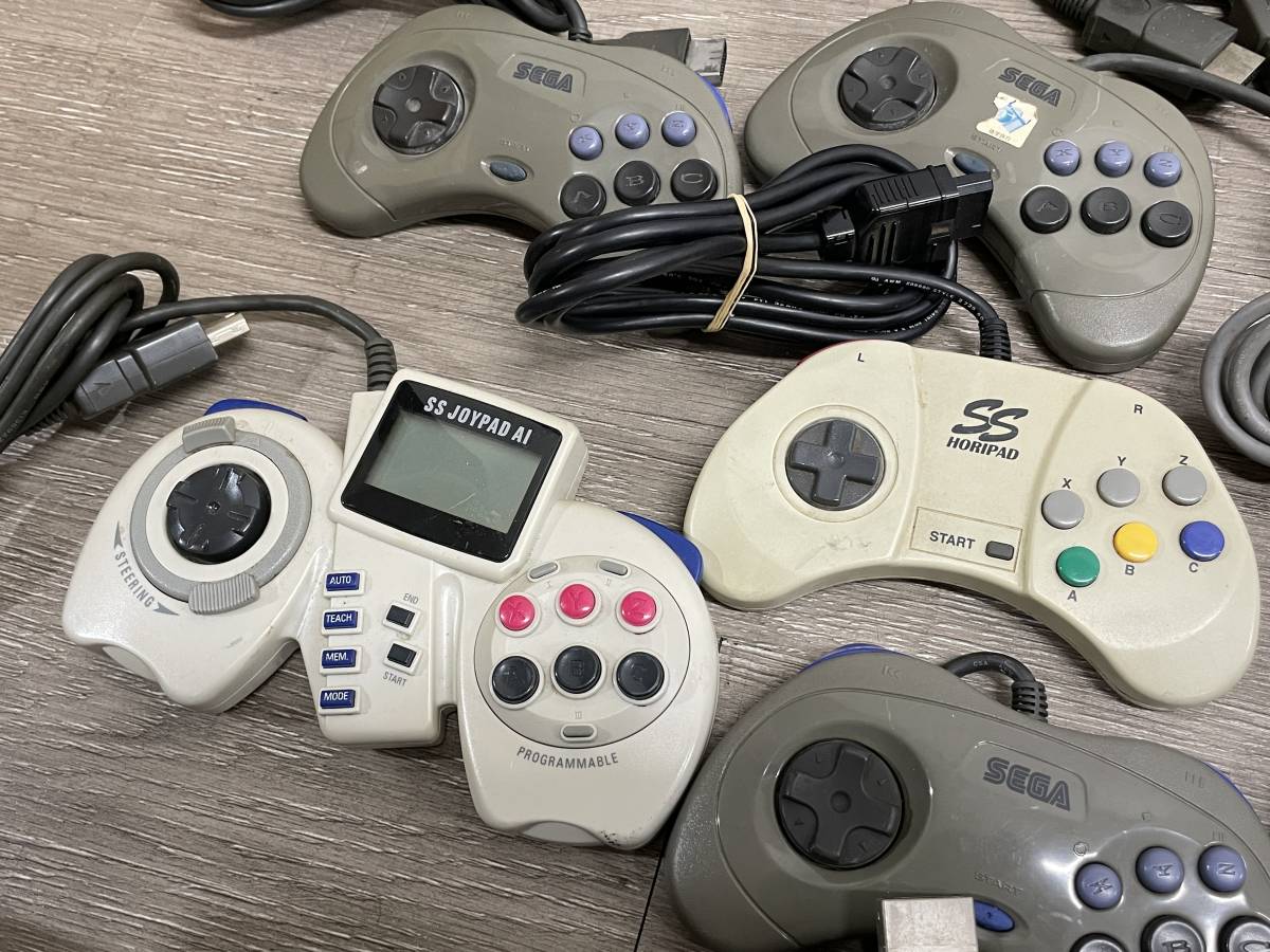 ☆ SS ☆ セガサターン コントローラー 他 まとめ売り ジャンク SEGA SATURN サターンパッド バーチャガン ガンコン マルチタップ ビクター_画像2