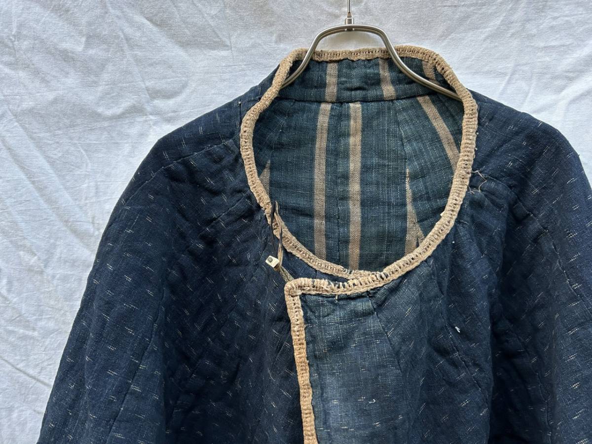  eminent texture (fabric) Edo terminal stage Meiji period road middle . feather old cloth old ... Indigo ....INDIGO BLUE Japan Vintage JAPAN VINTAGE circle . feather ANTIQUE