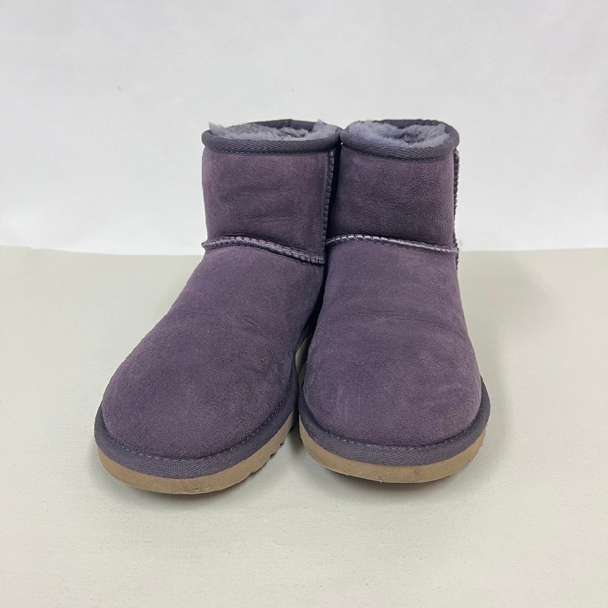 ▽▼アグ UGG オーストラリア ムートンブーツ クラシックミニ 【US7/38/24㎝】 パープル系カラー 紫 ショートブーツ レディース 5854▼▽_画像1